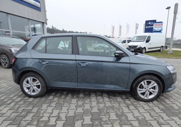 Skoda Fabia cena 29900 przebieg: 288004, rok produkcji 2018 z Tarczyn małe 631